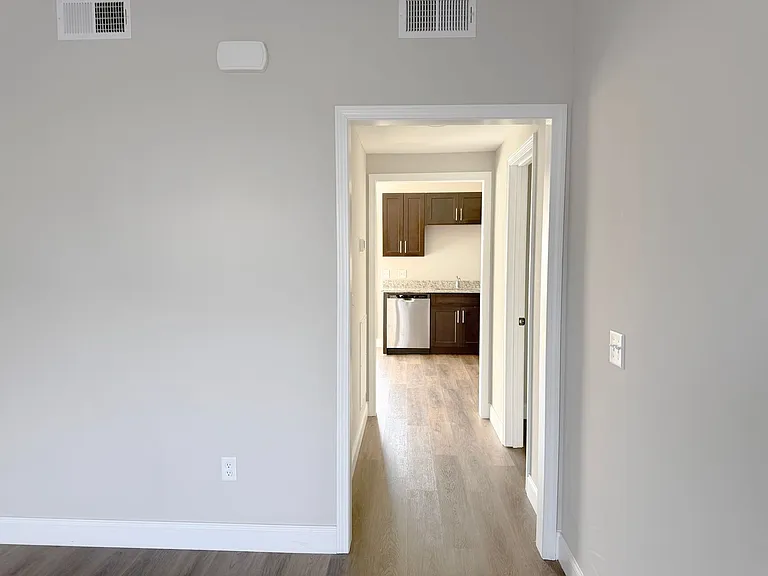 109 Westfield Ct — Photo 7