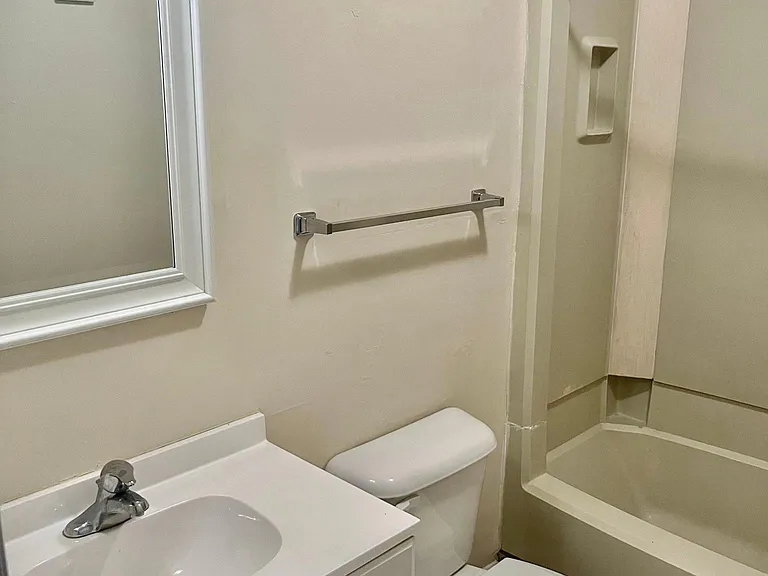 1213 Fairway Ter — Photo 9