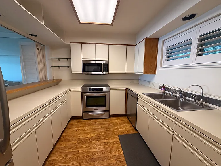 100 South St #312 — Photo 8