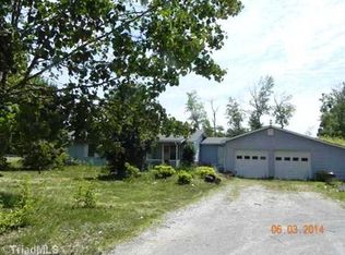 6832 Muddy Creek Rd, Archdale, NC 27263