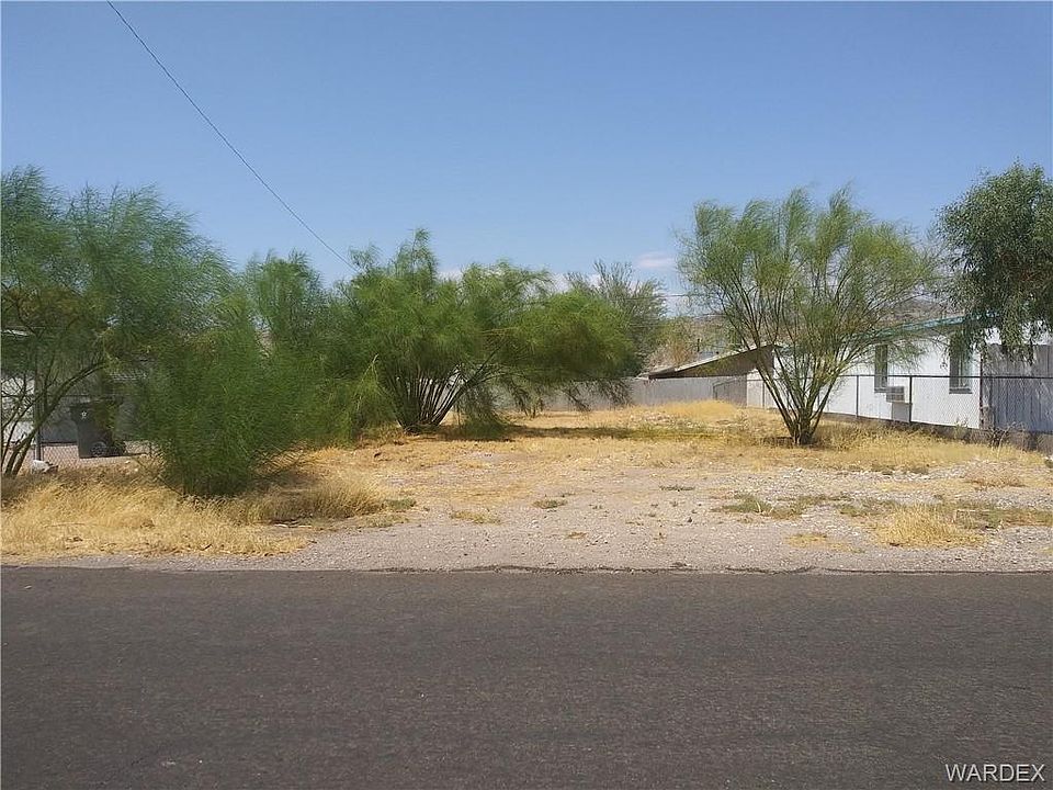 1st image of 1799 Forest Dr