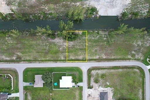 2nd image of 3612 NE 15th Ave