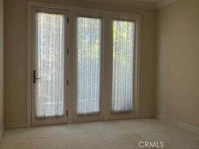 30 Burning Tree Rd — Photo 19