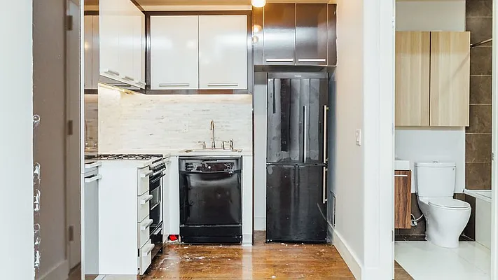 Rented by Nooklyn NYC LLC | media 60