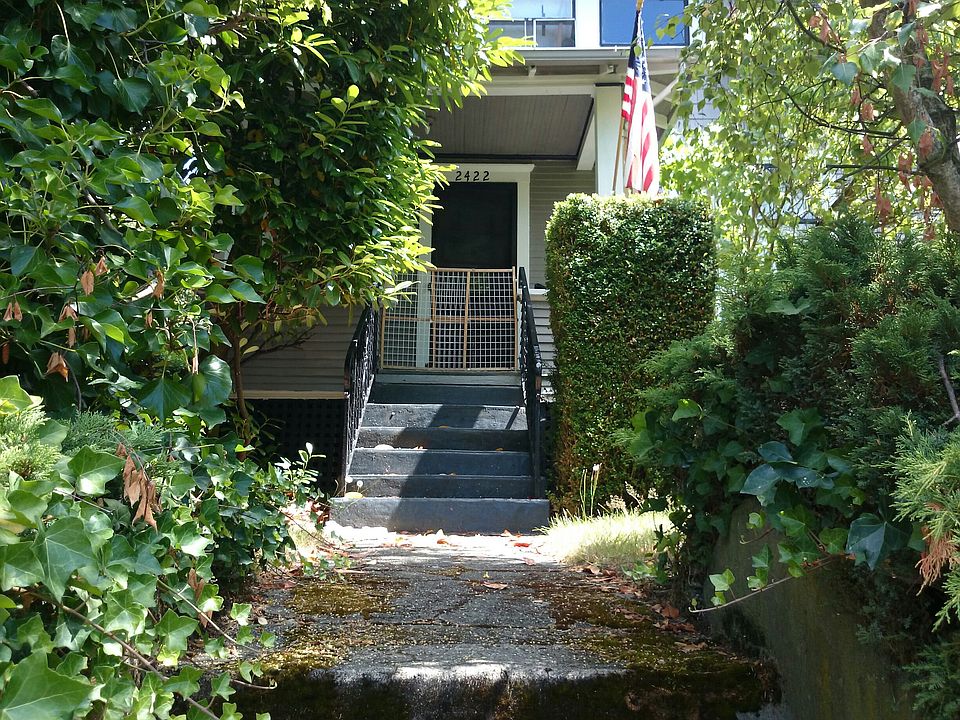 1st image of 2422 Queen Anne Ave N