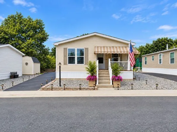 1602 Byron Ct, Toms River, NJ 08755