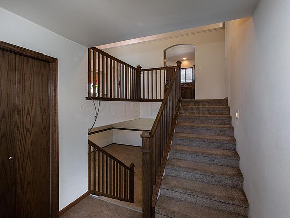 2nd image of 3113 6th St E