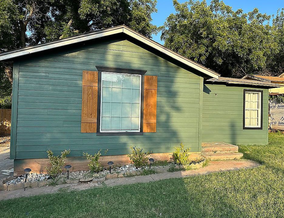 1st image of 1601 Beverly Dr