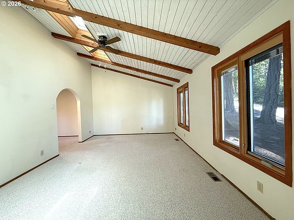 5th image of 5035 Whiteaker St
