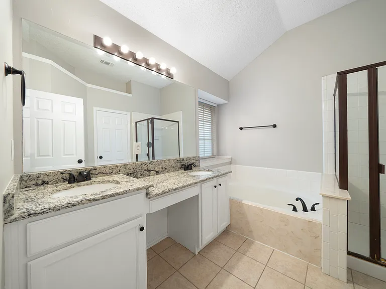 3209 Weeping Willow Ct — Photo 16