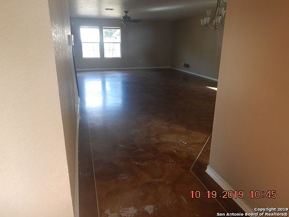 2nd image of 5919 Fort Laramie