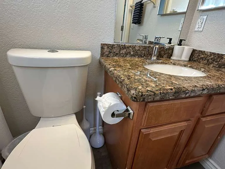 2911 N Granite Reef Rd — Photo 9