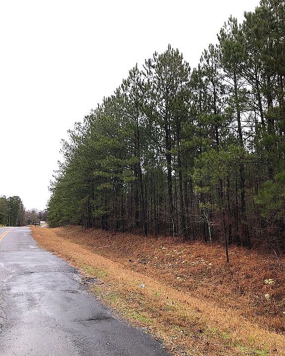 2nd image of 625 Browns Crossing Rd NW