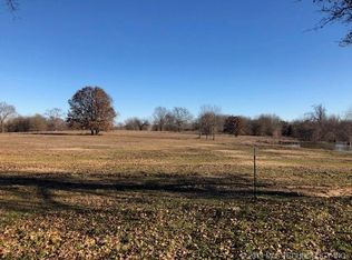 529 Sawbriar Ln, Bennington, OK 74723