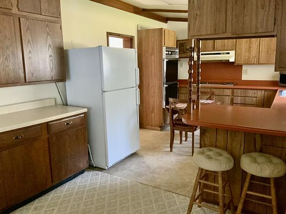 2nd image of 6355 Shady Ln