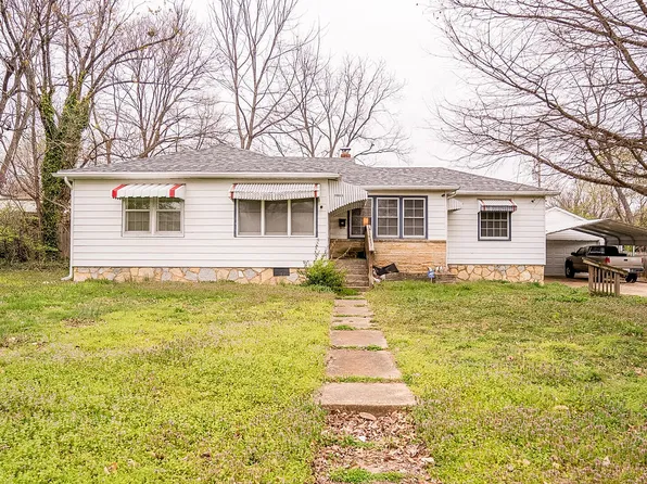 1011 W 2nd Street, West Plains, MO 65775