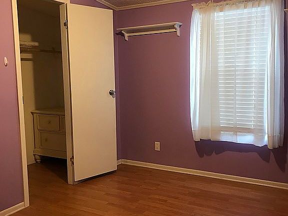 2nd image of 164 Brooke St