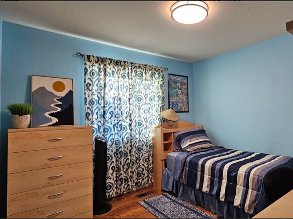 Room A - fully furnished room - Ikea worktable, drawer, cabinet, with mirrored sliding closet.