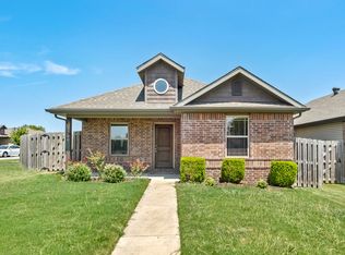 3706 SW Capstone Ct, Bentonville, AR 72712
