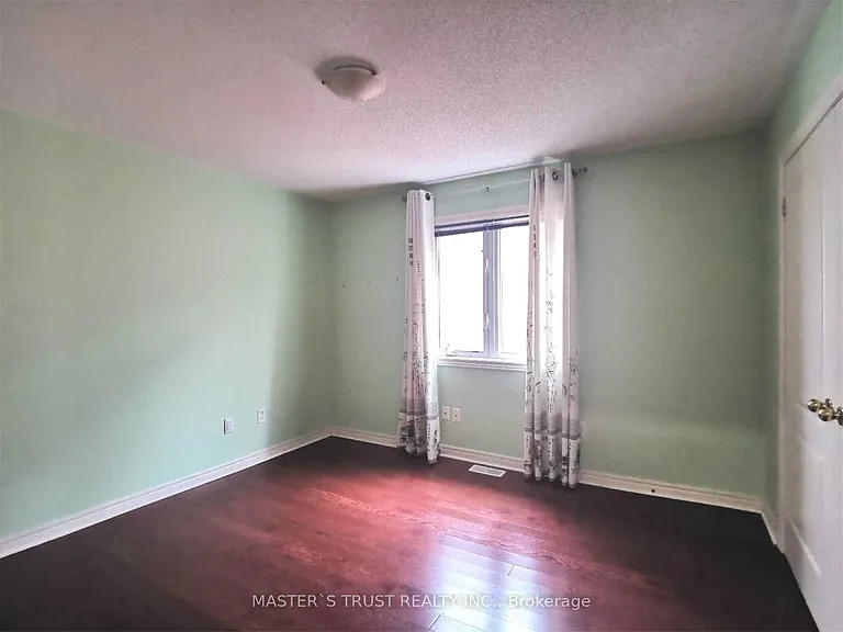 213 River Ridge Blvd — Photo 17