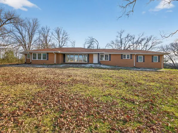 2136 W Broad St, Cookeville, TN 38501