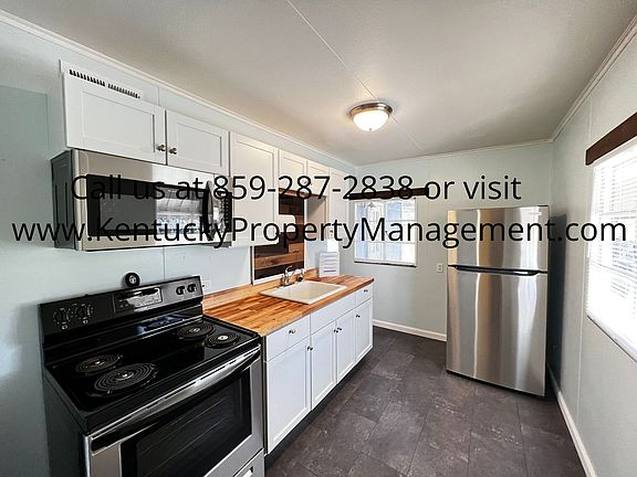4th image of 1050 Marcellus Dr