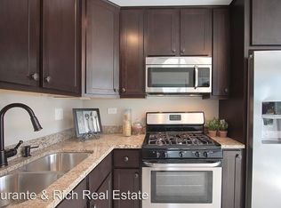 OS735 East St, Winfield, IL 60190