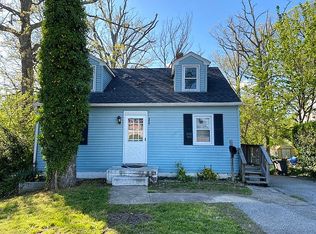 424 Bloomsbury Ave, Catonsville, MD 21228