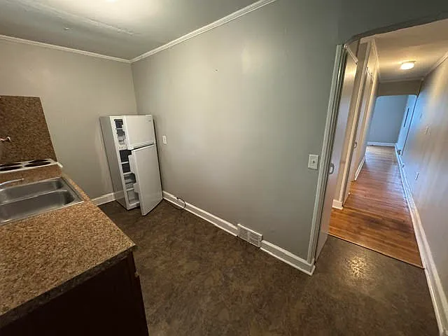 284 Main St #3 — Photo 6