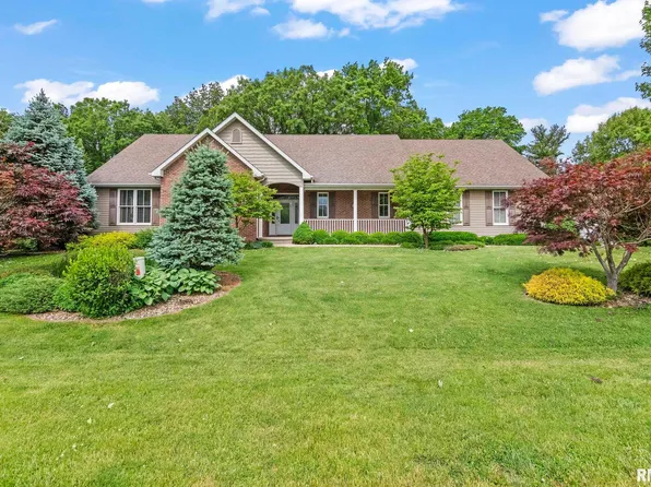 1625 Grace Ridge Rd, New Berlin, IL 62670