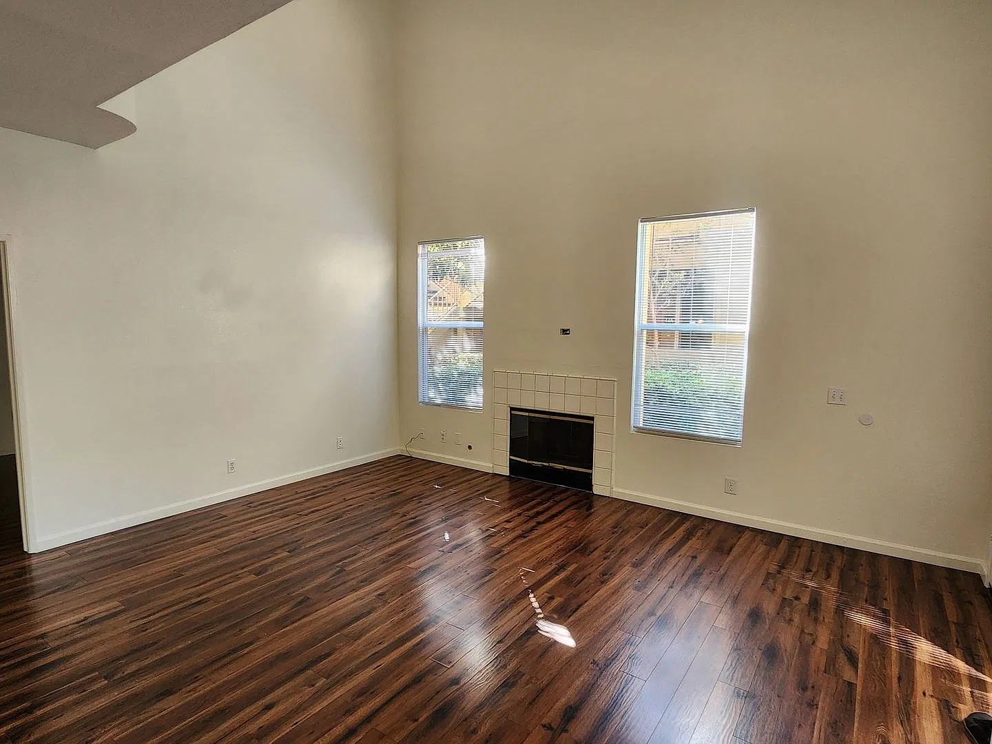 Lake Forest Townhome — Photo 3