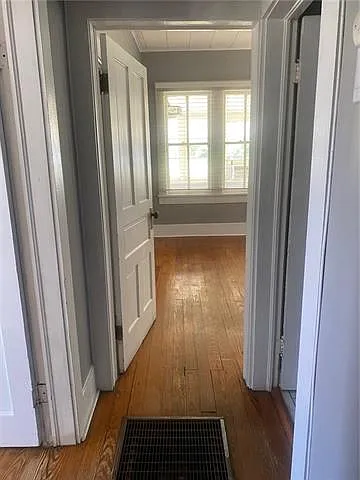 1109 S Holly St — Photo 16