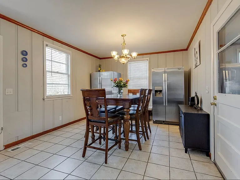 366 Brewer Dr — Photo 12
