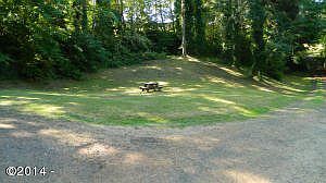 3rd image of 963 NE Reservoir Ln