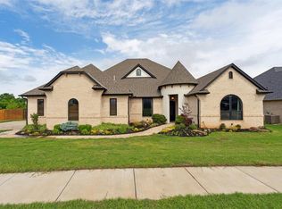 1111 Colonial Ave, Tuttle, OK 73089