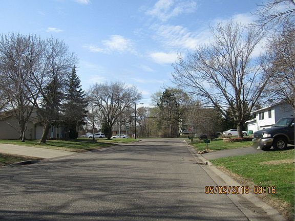 3rd image of 7709 Colfax Ave N