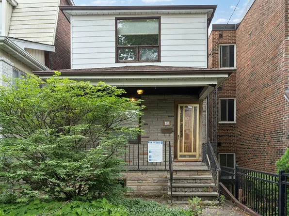 43 Eaton Ave, Toronto, ON M4J 2Z4