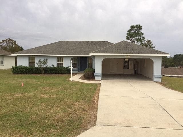 Gorgeous curb appeal, welcoming you home