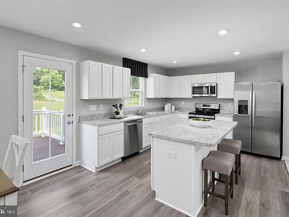 2nd image of 28019 Starfish Ct
