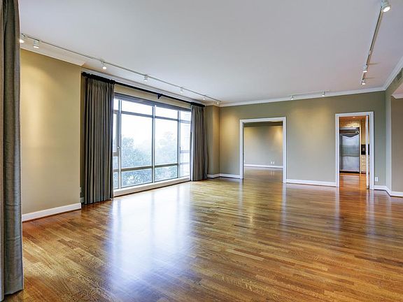 3rd image of 1100 Uptown Park Blvd Unit 54