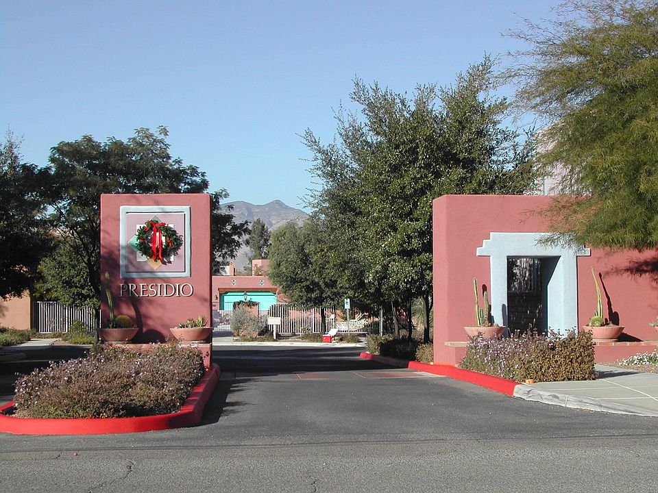 The Presidio at Williams Center entrance