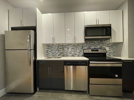 4th image of 611 W 148th St APT 44