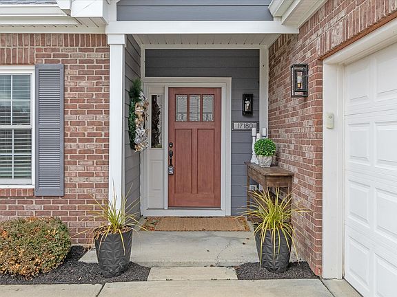 2nd image of 17180 Tilbury Way