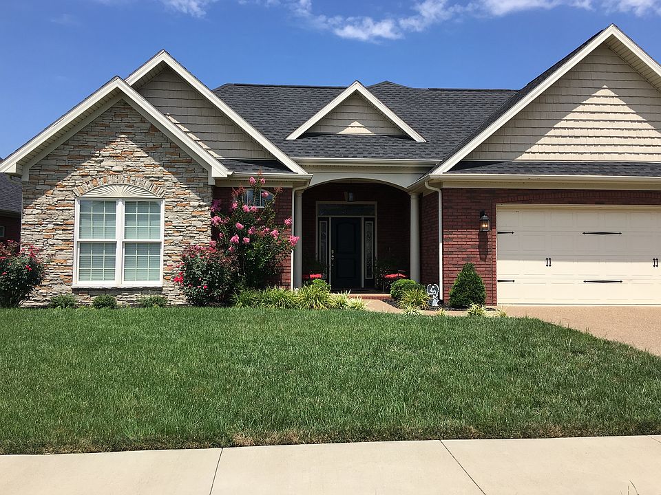 1st image of 3916 Cross Creek Trl
