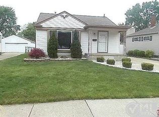 29524 Barton St, Garden City, MI 48135