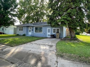 1120 H Ave, Gothenburg, NE 69138