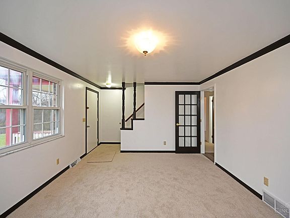 5th image of 5691 Nickview Dr
