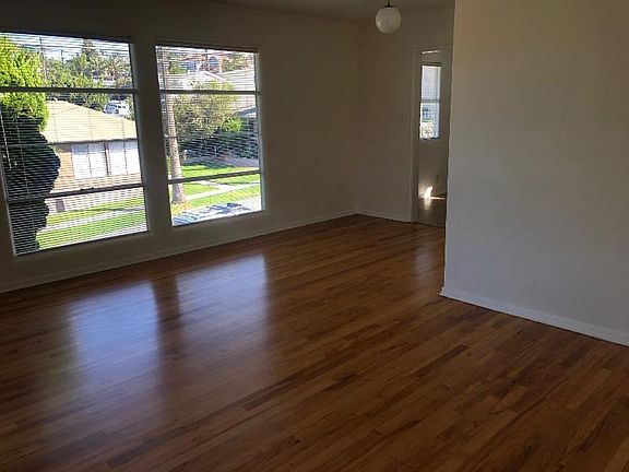 5th image of 620 Longfellow Ave