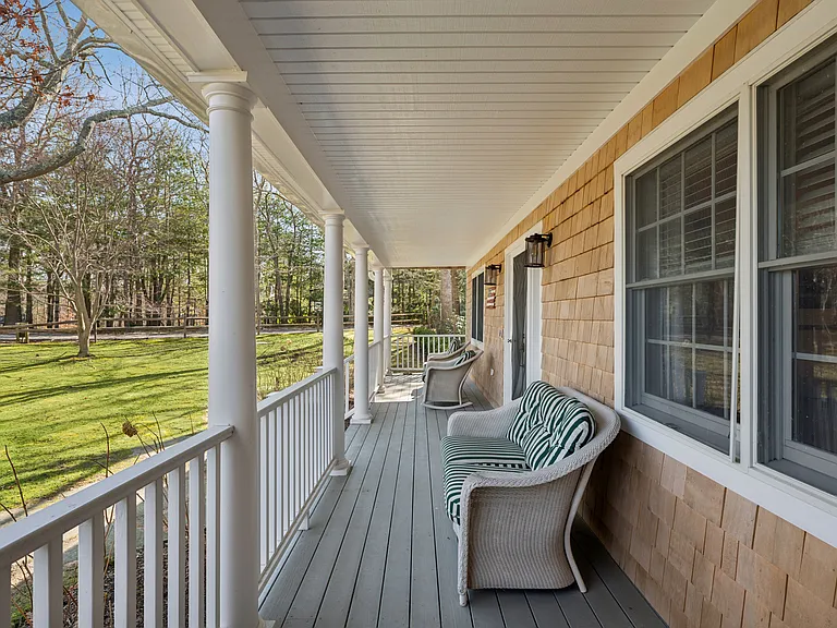8 Lauras Ln — Photo 22