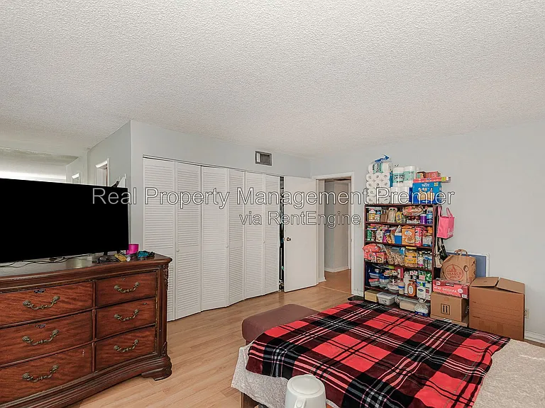 6768 SW 39th Ct — Photo 23